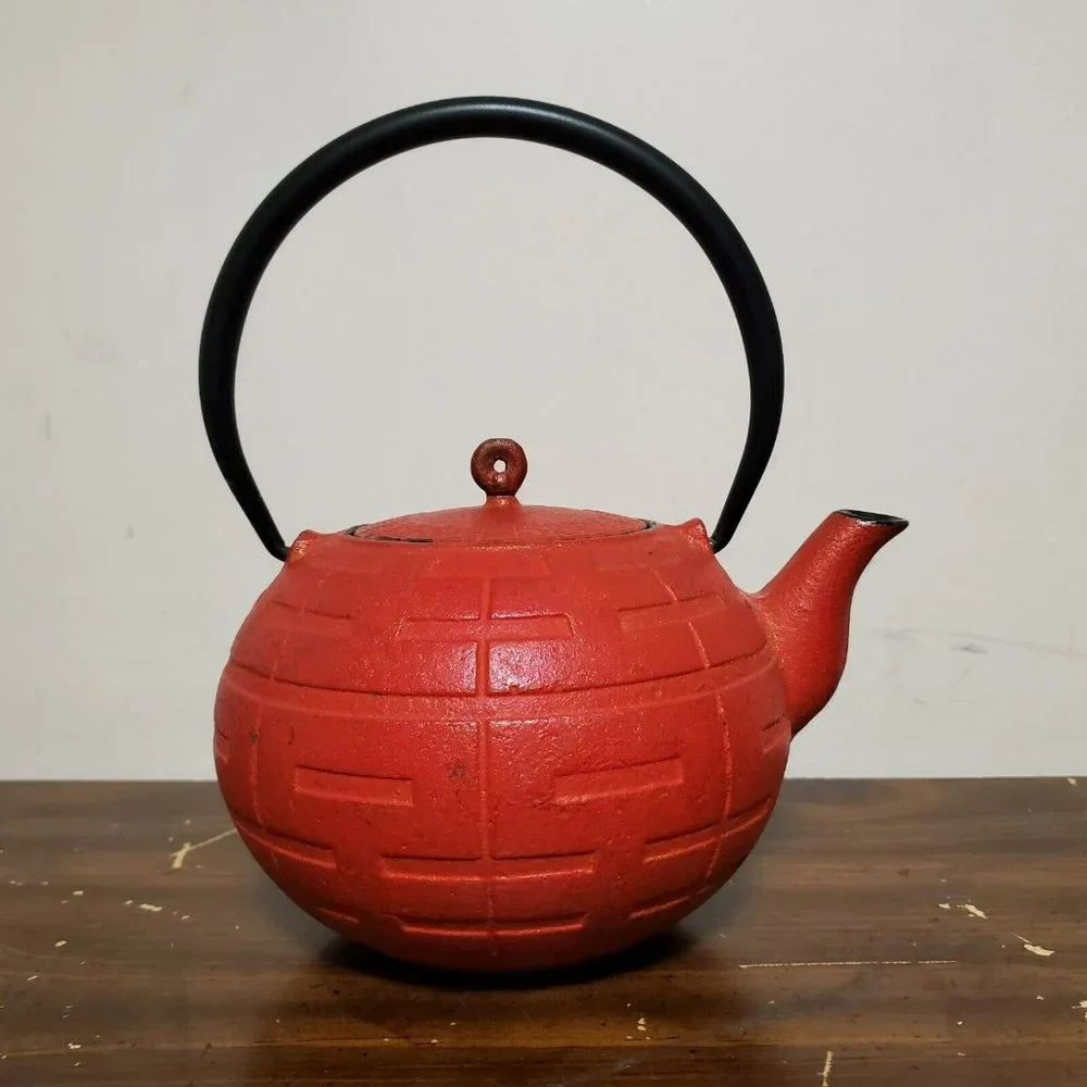 Red Cast Iron Tea Kettle Tetsubin Style‎